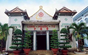 Mặt tiền chùa Long Phước - Bạc Liêu
